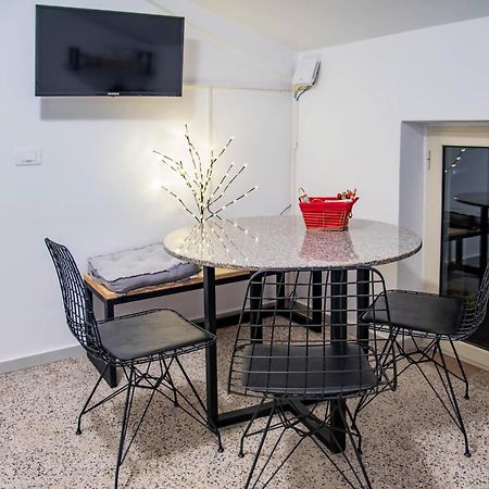 Jonexh Apartments Tirana Eksteriør billede