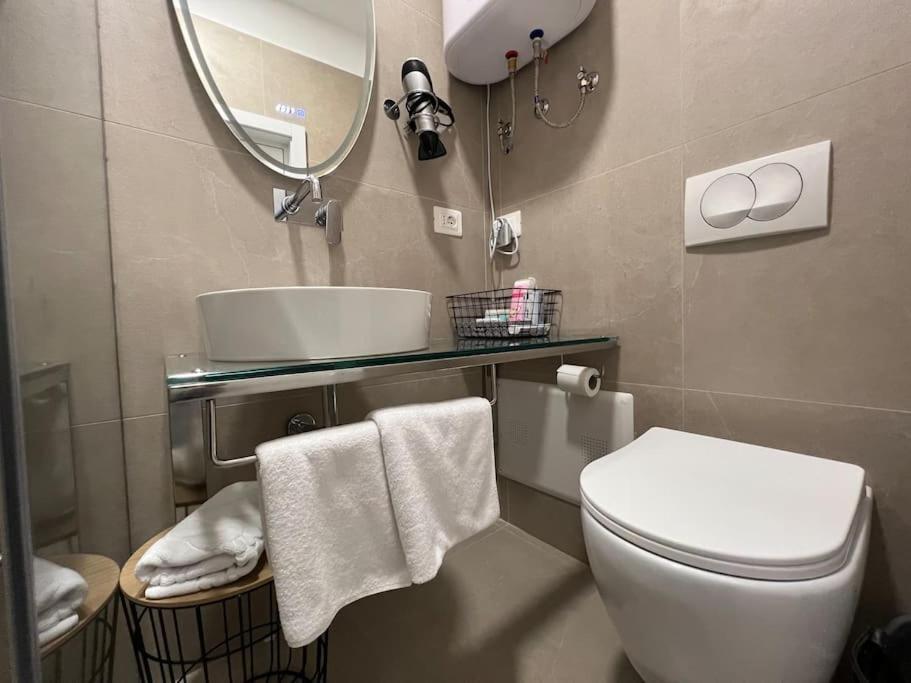 Jonexh Apartments Tirana Eksteriør billede